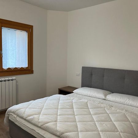 Residence La Corte Vezza dʼOglio Chambre photo