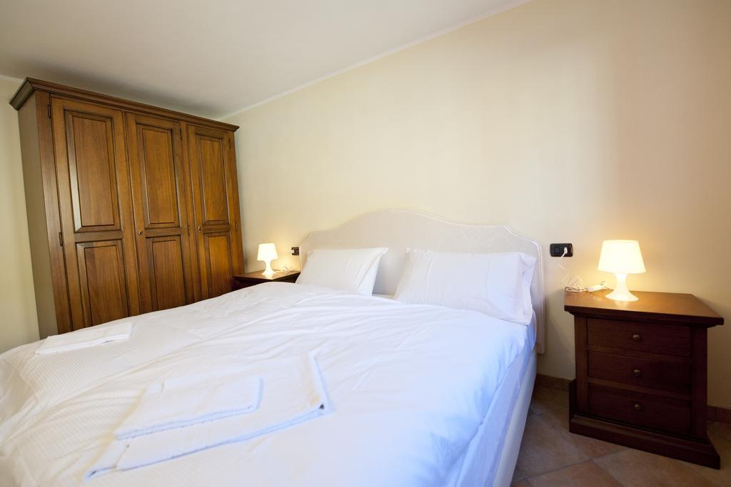 Residence La Corte Vezza dʼOglio Chambre photo